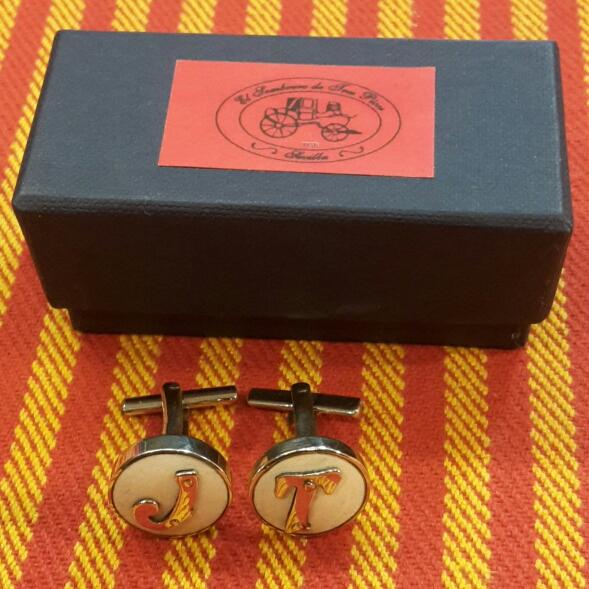 Gemelos de Asta de Toro con Iniciales