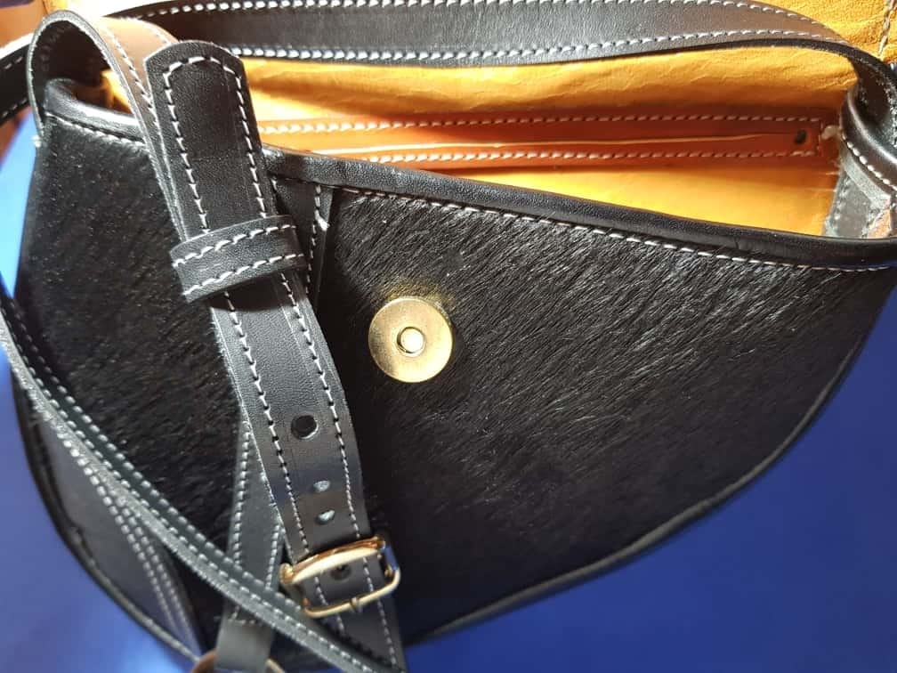 Bolso de Pelo de Toro