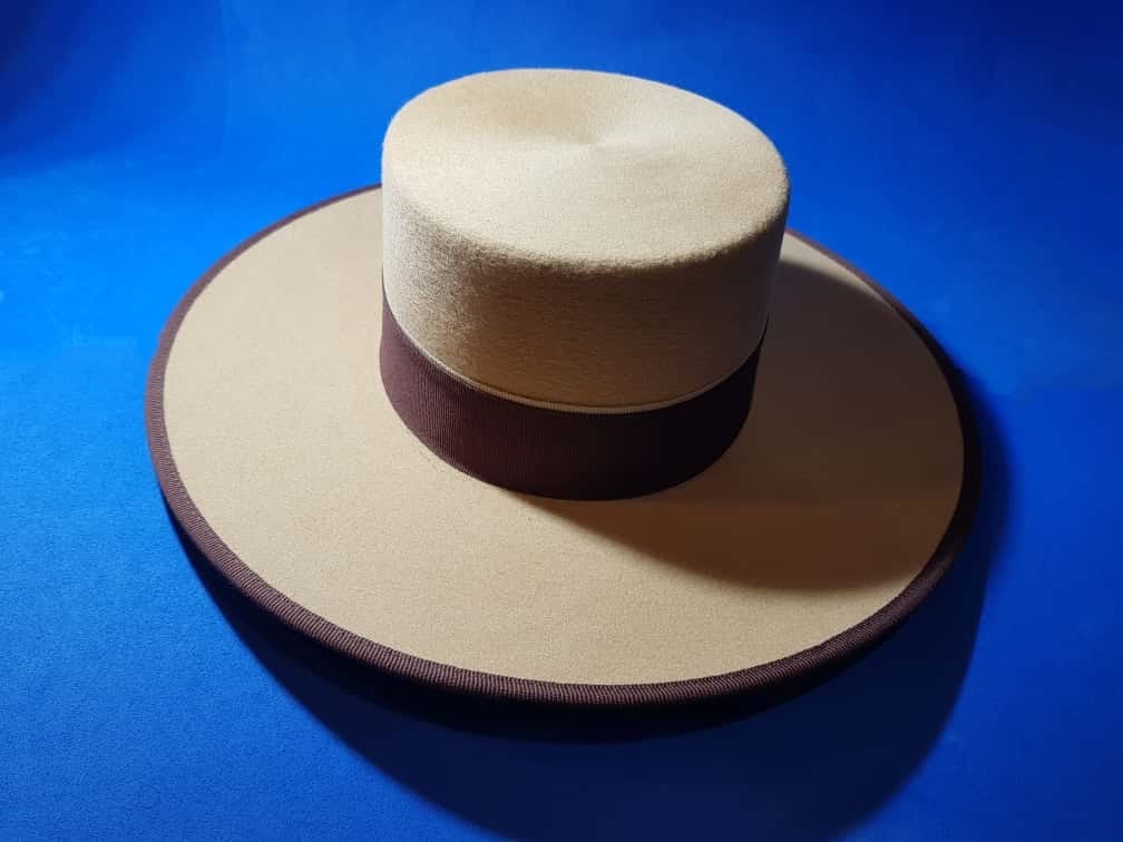 Sevillano Ala Ancha de Lana