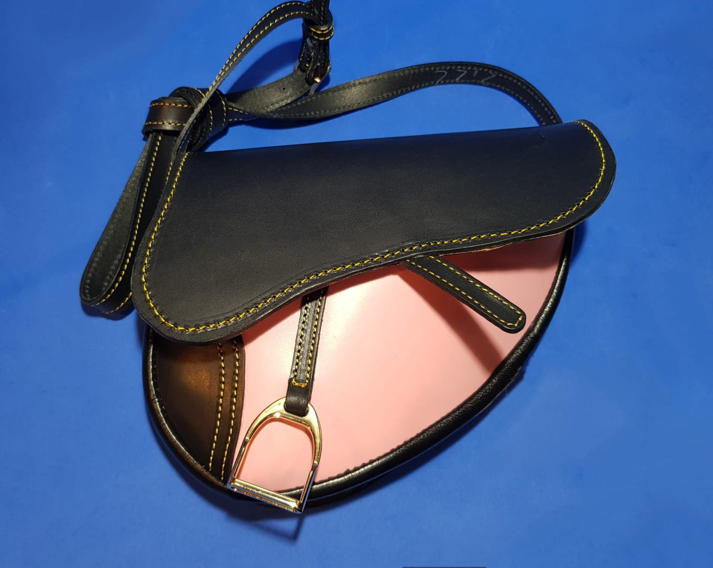 Bolso Montura con Estribo